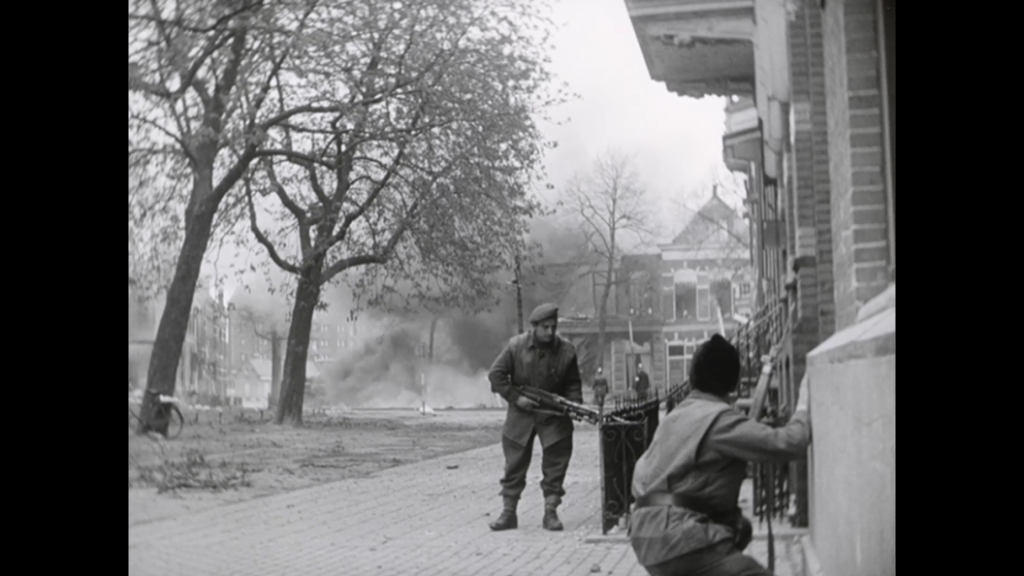 Still from Bevrijding stad Groningen (licence: Public Domain)